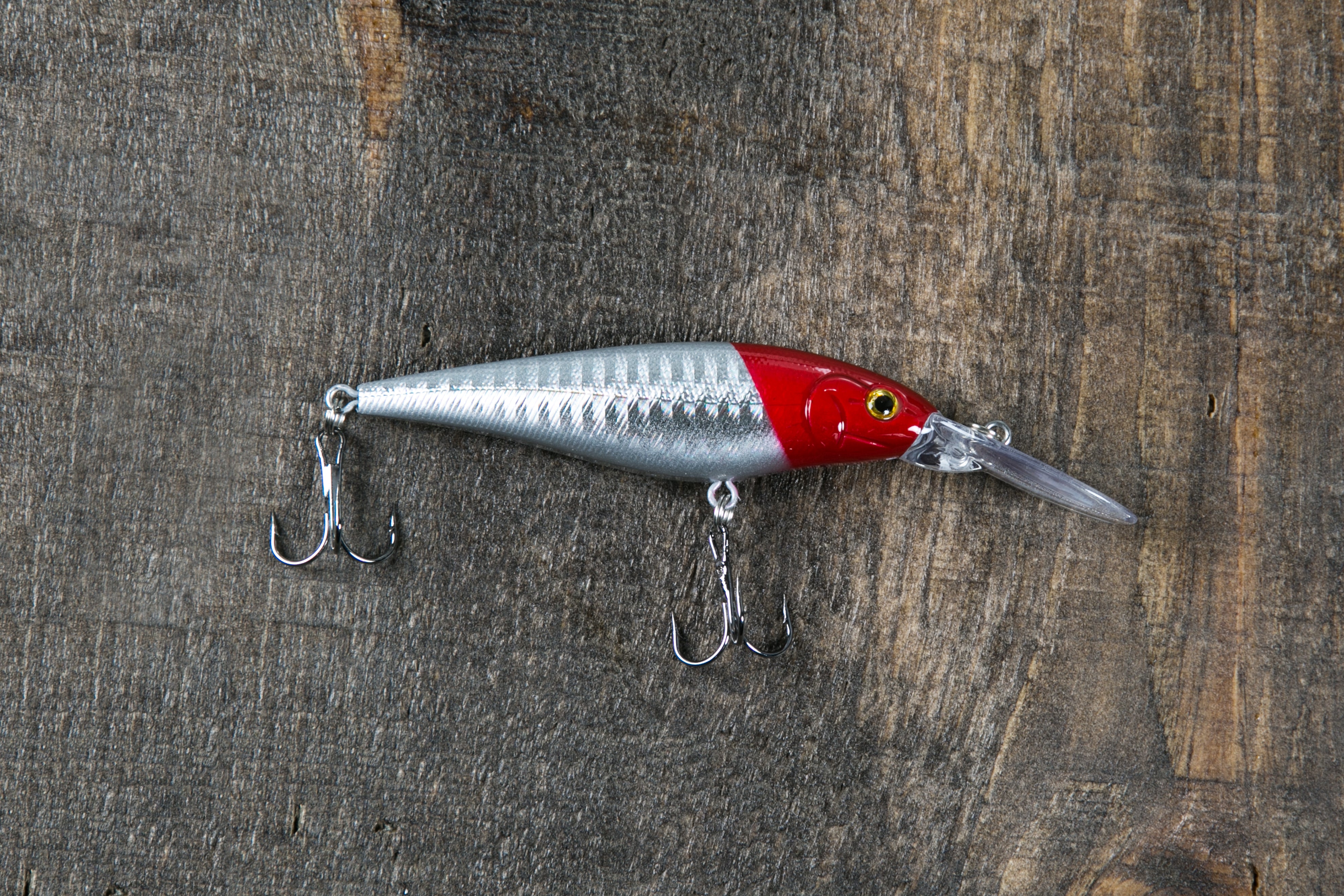 files/red-silver-fishing-lure.jpg